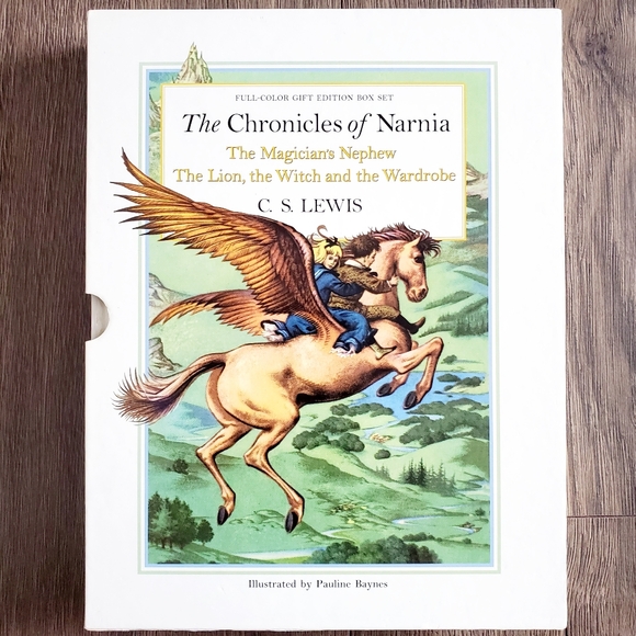 The Chronicles of Narnia Full-Color Gift Edition Box Set - Picture 1 of 11